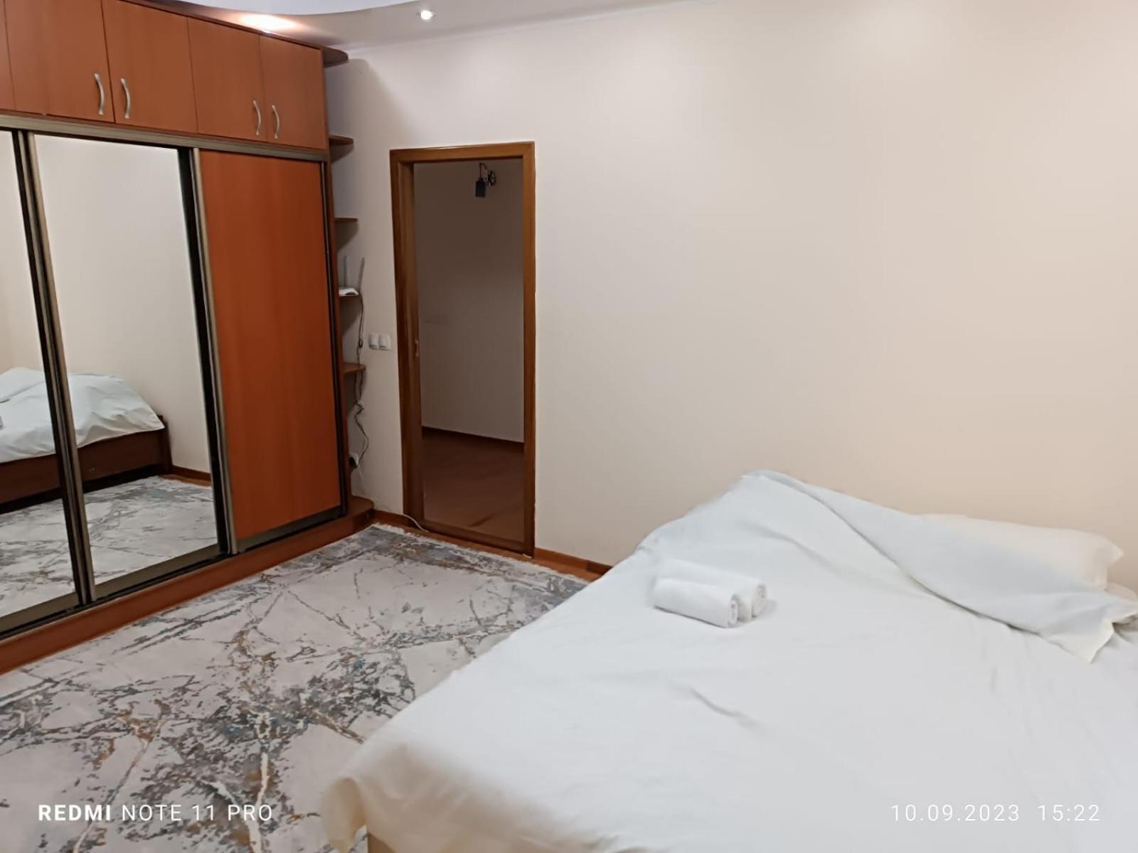 Улица Гоголя 2 Апартаменты 180 Метров Almaty Bagian luar foto