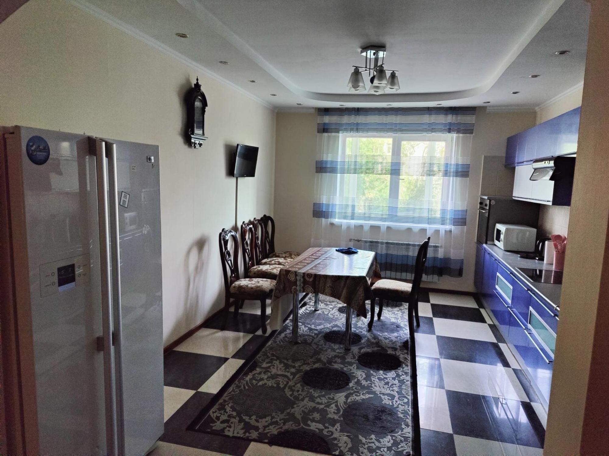 Улица Гоголя 2 Апартаменты 180 Метров Almaty Bagian luar foto