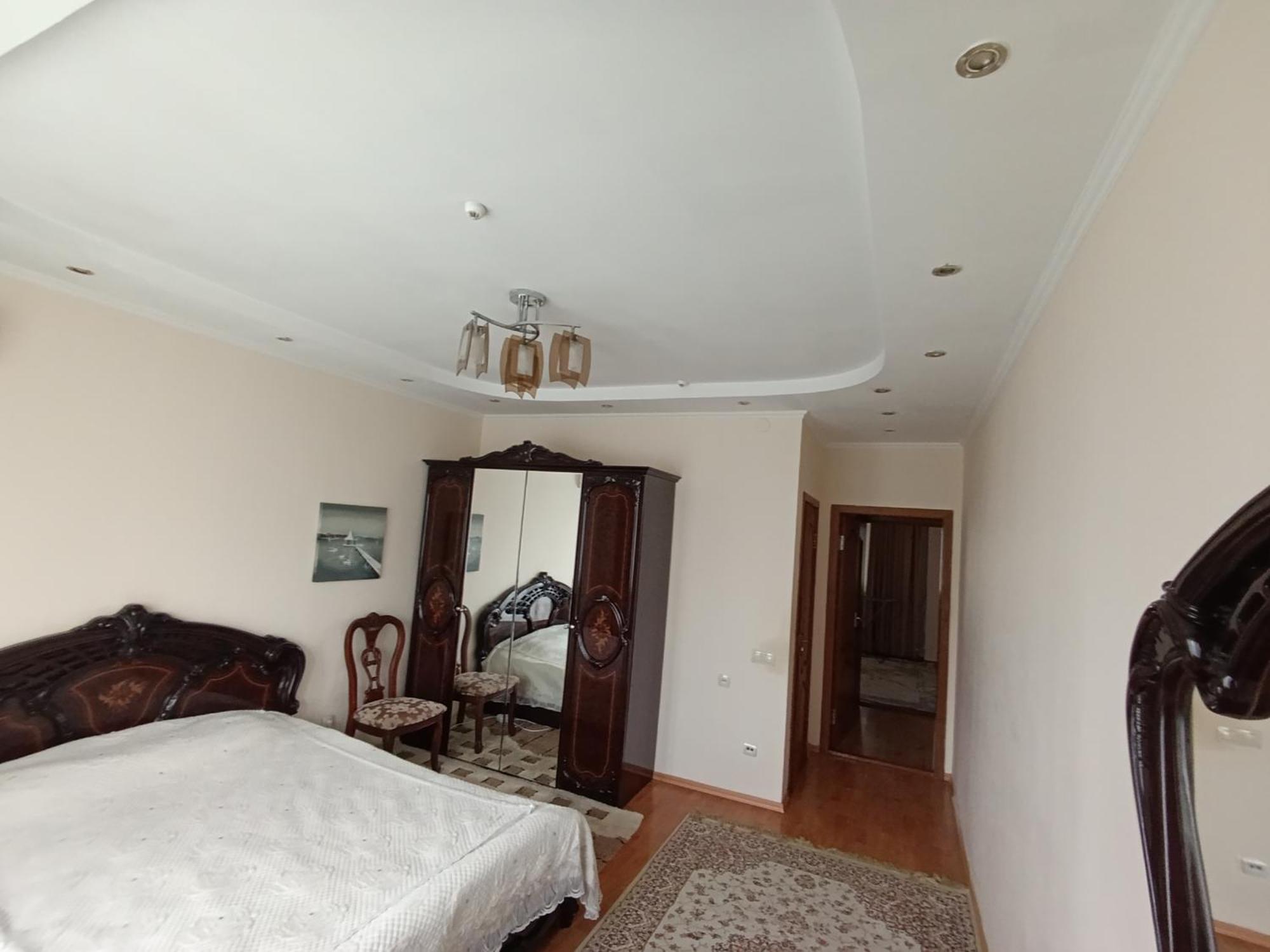 Улица Гоголя 2 Апартаменты 180 Метров Almaty Bagian luar foto